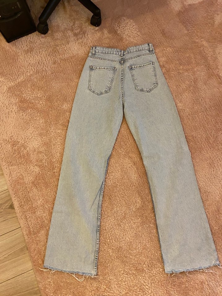 Yırtık Detaylı Gri Kadın Denim Jean - Görsel 3