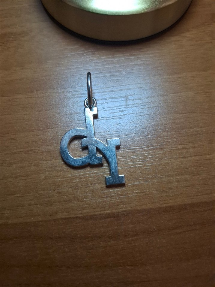 Zincir Detaylı Parlak Gümüş Charm - Görsel 2