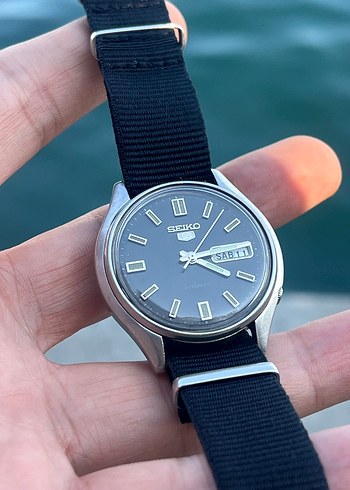 Seiko Siyah Kumas Kayisli Klasik Saat