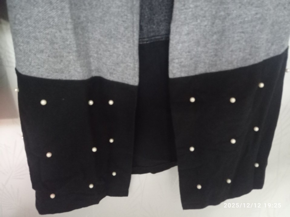 Gri Uzun Düğmeli Kadın hırka - Görsel 4