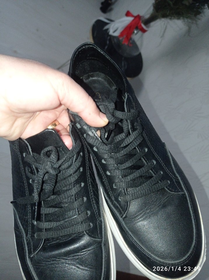 Siyah Yılan Desenli Bağcıklı Spor Ayakkabı - Görsel 2