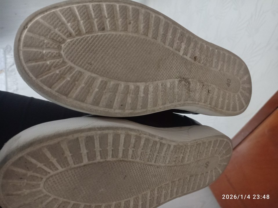 Siyah Yılan Desenli Bağcıklı Spor Ayakkabı - Görsel 4