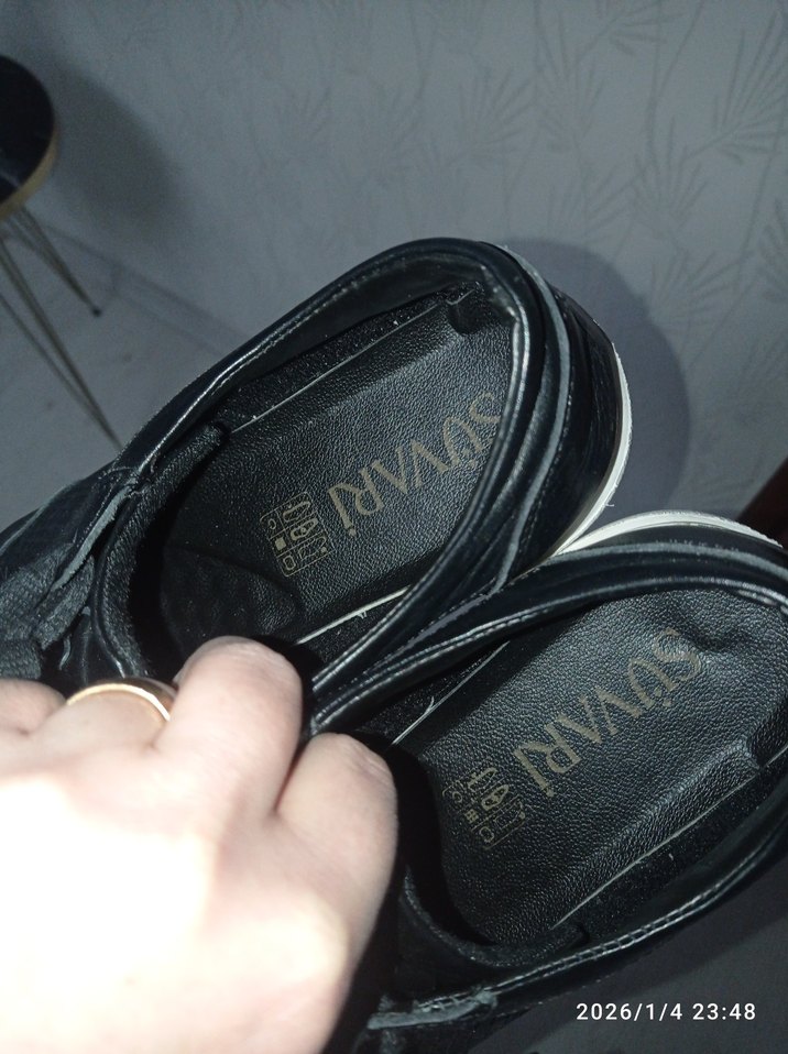 Siyah Yılan Desenli Bağcıklı Spor Ayakkabı - Görsel 3