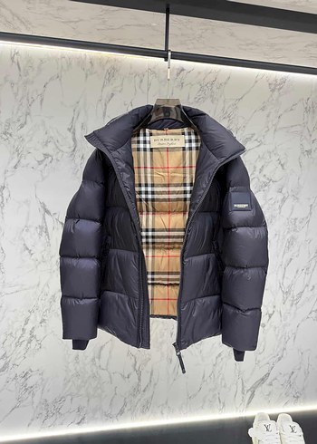 Burberry ithal kaz tüyü mont - Görsel 2