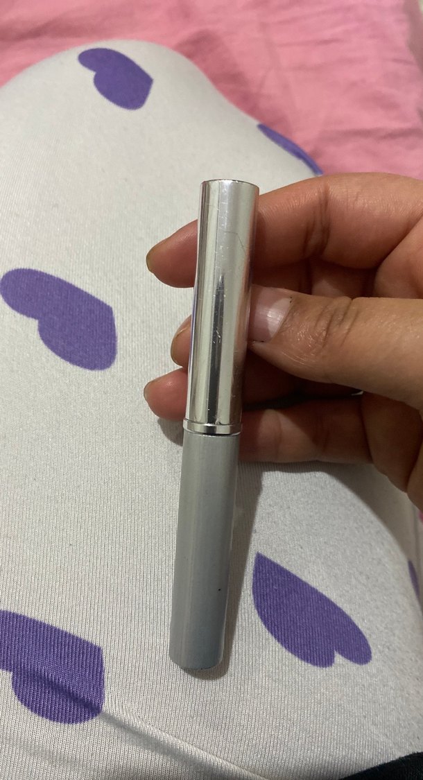 Pembe Renkli Gri Ambalajlı Ruj - Görsel 2