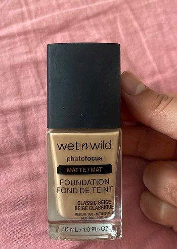 Wet n wild