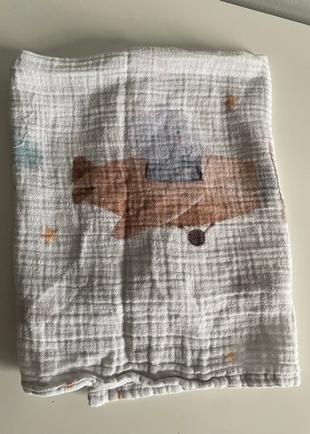 Nakışlı Gri Keten Çocuk Battaniyesi - Görsel 3