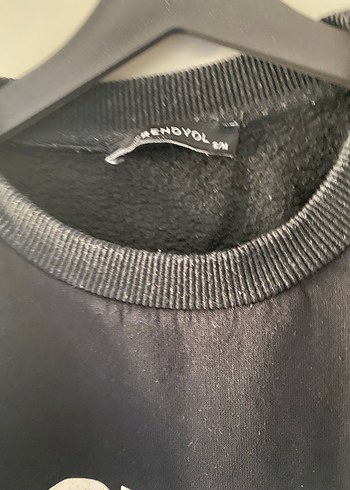 Trendyol & Milla Siyah Baskılı Kadın Sweatshirt S/M