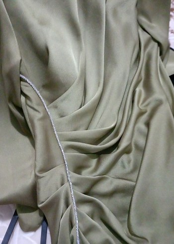 Drapeli Uzun Kollu Haki Uzun Elbise - Görsel 2