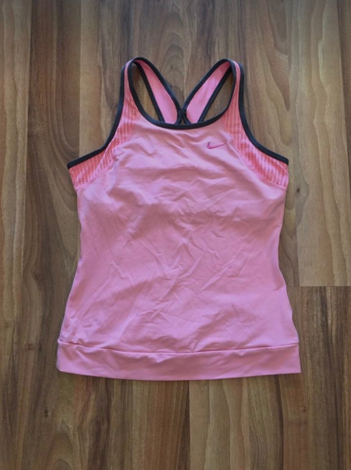 Pembe Askısız Spor Üst ve Siyah Pembe Şeritli Pantolon - Görsel 2