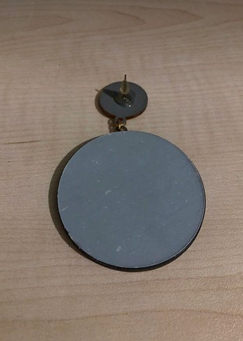 Altın Renkli Mini Tokalı Küpe - Görsel 2