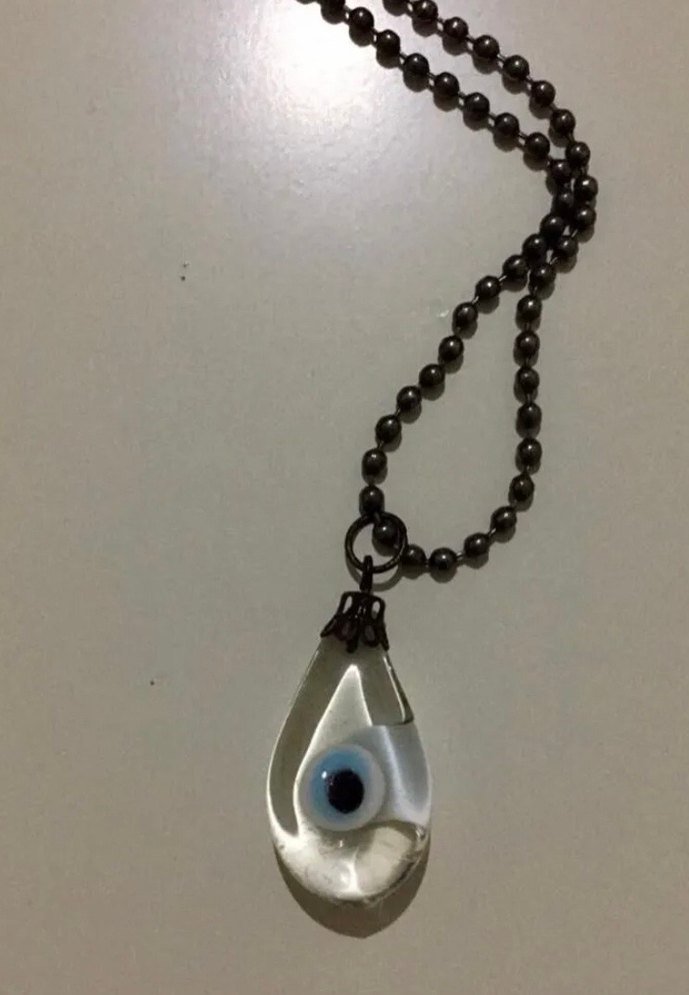 Uzun Zincirli Beyaz Yılan Desenli Kolye - Görsel 2