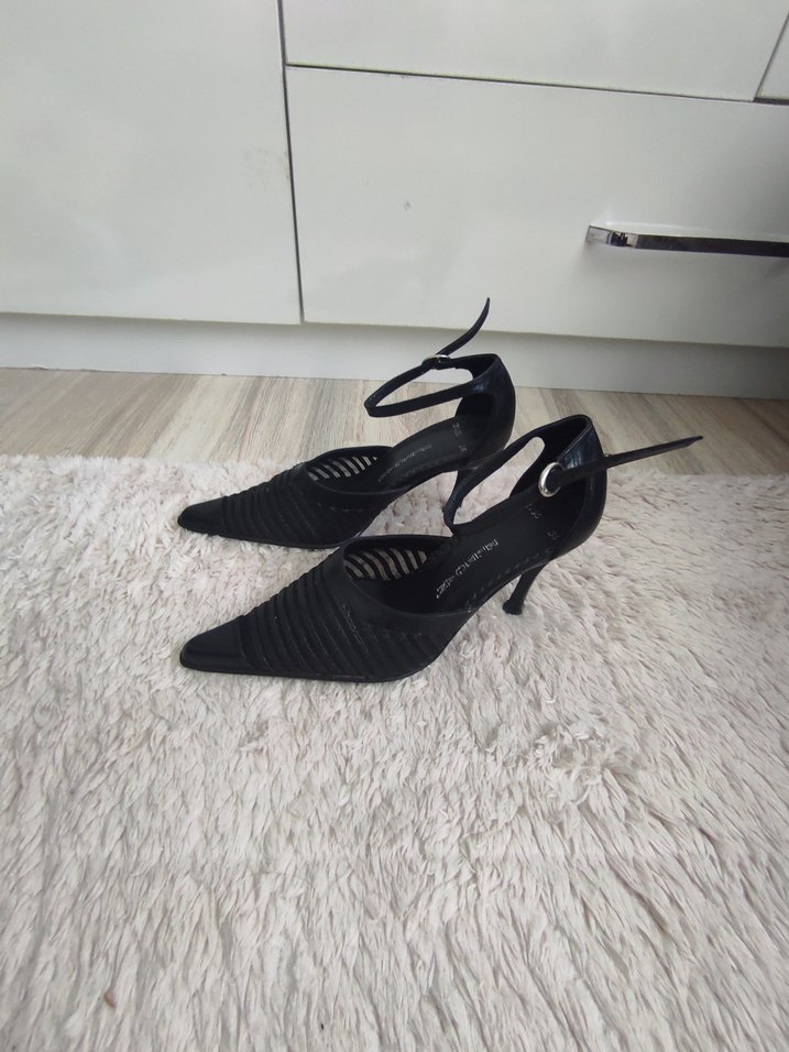 Siyah Deri Tokalı İnce Topuklu Kadın Ayakkabı - Görsel 3