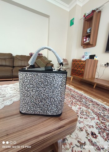 Parlak  pradanin sıfır cantasi - Görsel 8