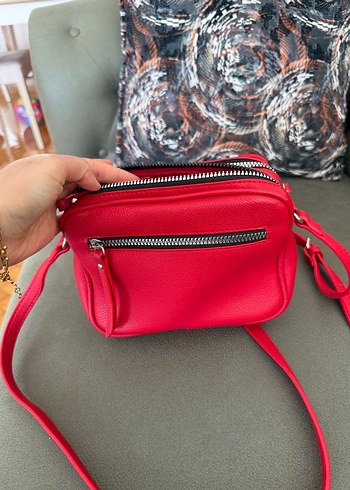 Kırmızı Deri Fermuarlı Kadın Çanta - Görsel 3