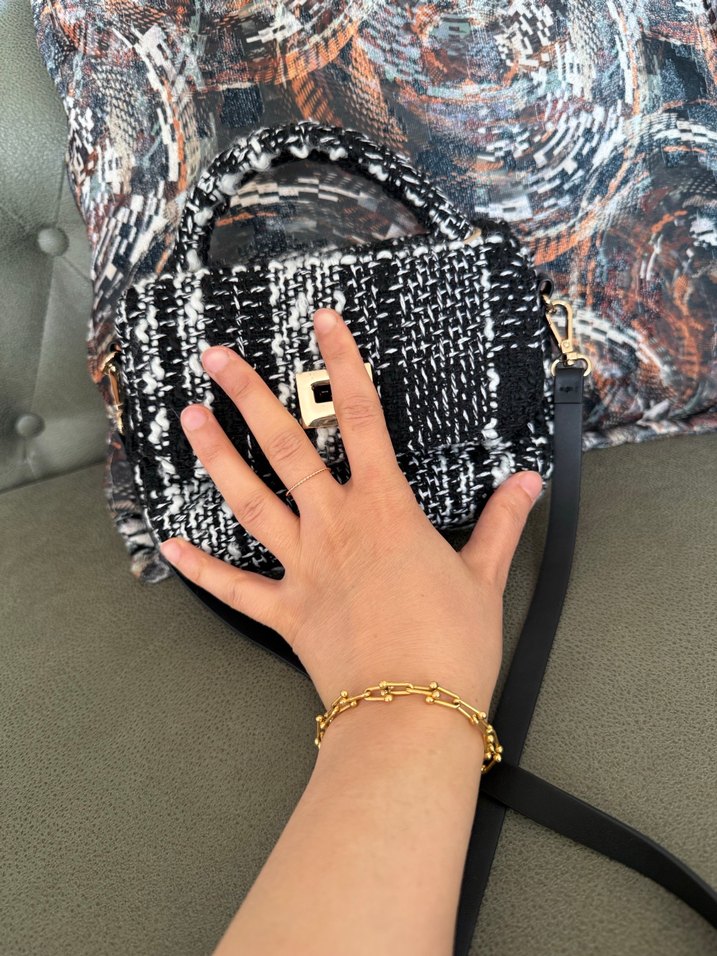 Tokalı Siyah Gri Kadın Omuz Çantası - Görsel 4