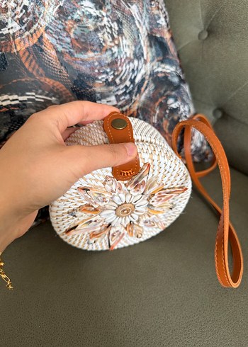 Boncuk Detaylı Yuvarlak Örgü Çapraz Çanta - Görsel 4