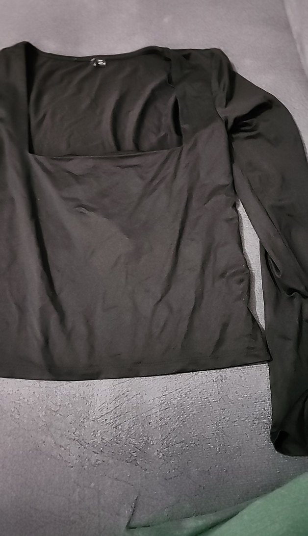 Siyah Uzun Kollu Kadın Bluz - Görsel 2