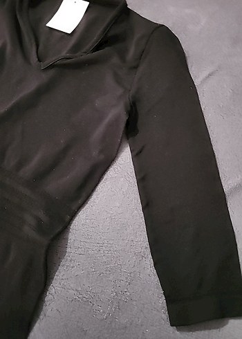 Siyah V Yaka Uzun Kollu Kadın Bluz - Görsel 3