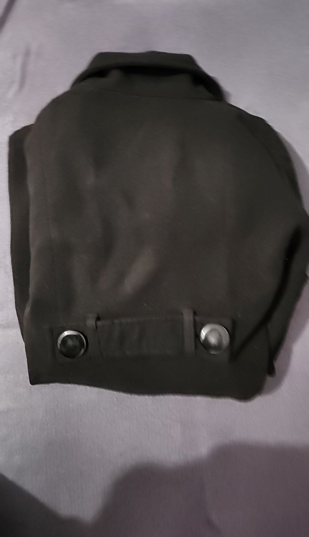 Siyah Düğmeli Kaban - Görsel 3