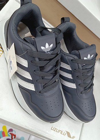 Adidas 38