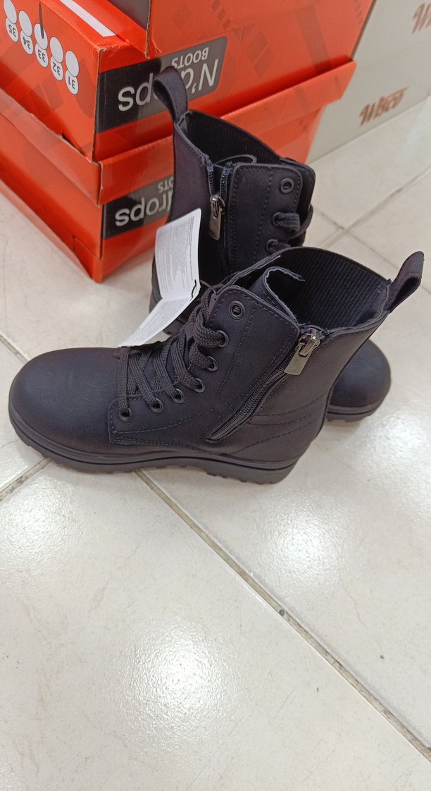 çocuk Siyah Yüksek Topuklu Lastik Bot - Görsel 3