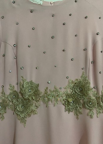 Dantel İşlemeli Pembe Uzun Kollu Nişan Elbisesi - Görsel 2