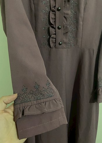 Mor Nakışlı, Fırfırlı Uzun Kollu Elbise - Görsel 3