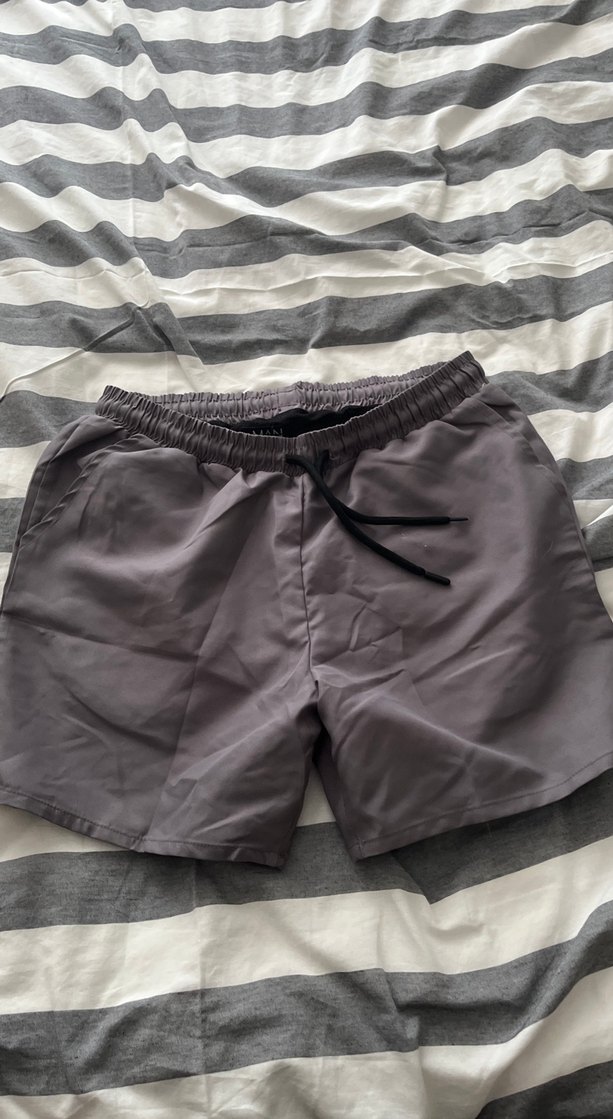 Gri Erkek Midi Şort, Bol Kesim, Pilili - Görsel 3