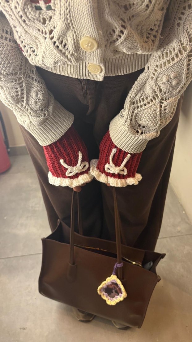 Kırmızı Örgü Bohem Kadın Eldiveni el yapımı - Görsel 2