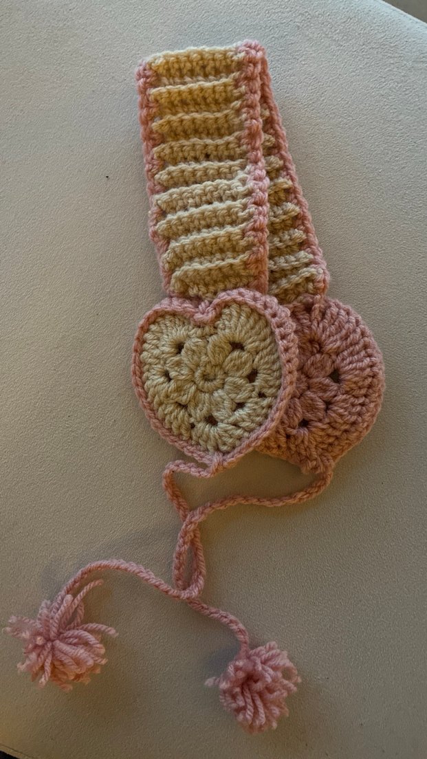 Kalpli krem Pembe Örgü Kulaklık - Görsel 3