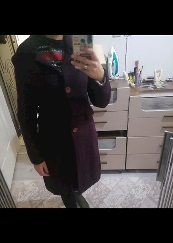 Düğmeli Uzun Mor Kaban - Görsel 3