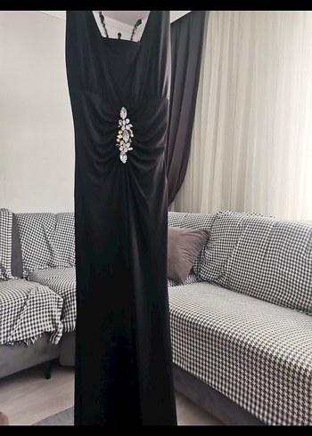 Siyah V Yakalı Uzun Drapeli Abiye Elbise - Görsel 3