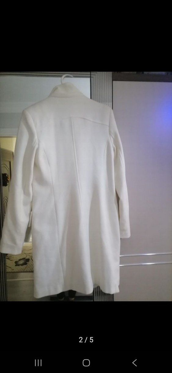 Düğmeli Beyaz Midi Kadın Kaban - Görsel 5