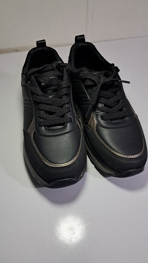 Siyah Bağcıklı Kadın Spor Ayakkabı - Görsel 2