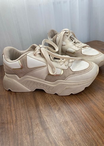 Kadın Beyaz Platform Topuklu Spor Ayakkabı - Görsel 2