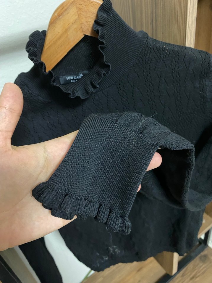 Siyah Yüksek Yaka Kadın Triko Kazak - Görsel 3