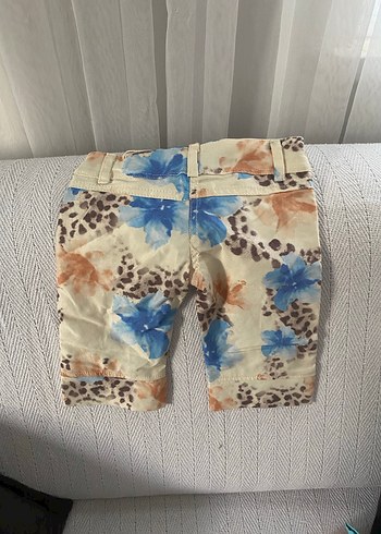 Düğmeli Bağlamalı Desenli Şort - Görsel 4