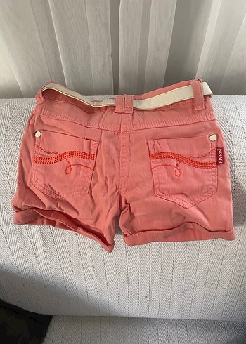 Beyaz Kemerli Pembe Mini Şort - Görsel 3