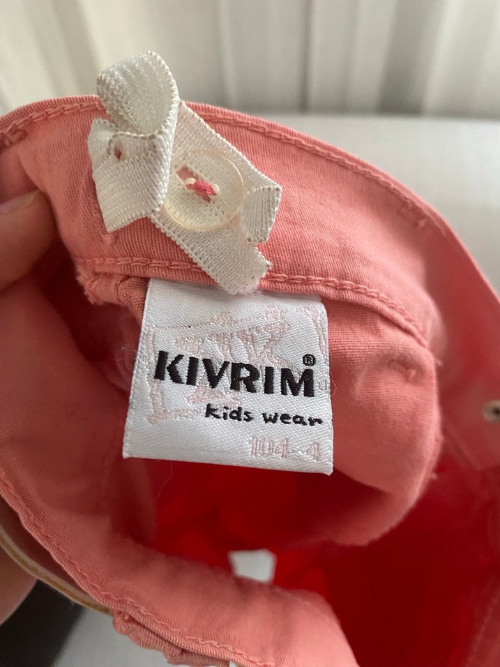 Beyaz Kemerli Pembe Mini Şort - Görsel 2