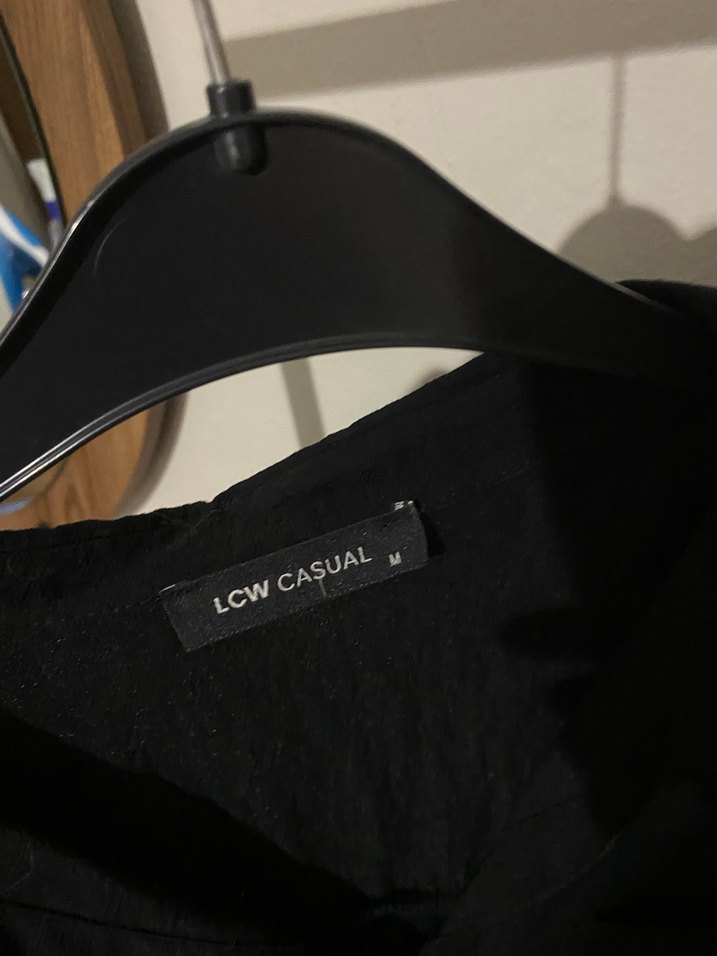 Düğmeli Siyah Keten Kadın Gömlek - Görsel 3