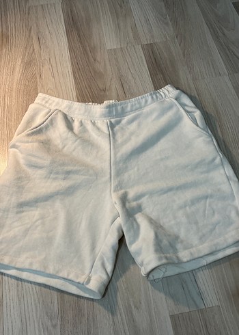 Beyaz Midi Şort - Görsel 2