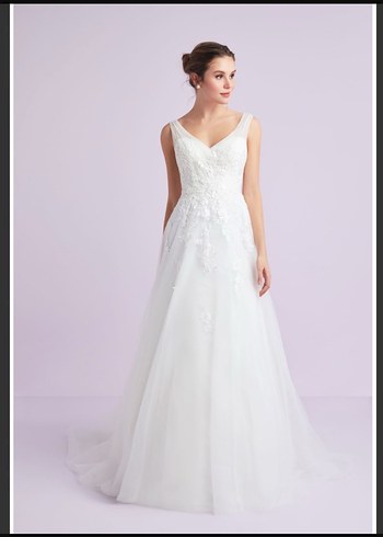 Oleg Cassini 36
