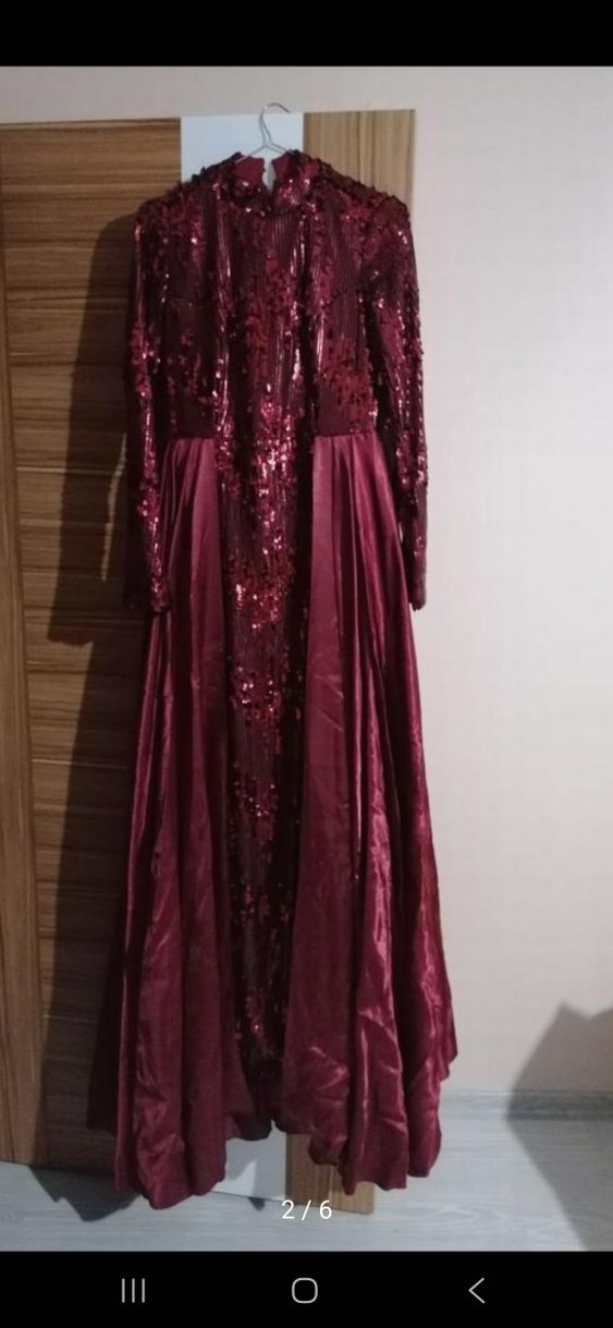 Bordo Uzun Kollu Drapeli Parlak Abiye Elbise - Görsel 3