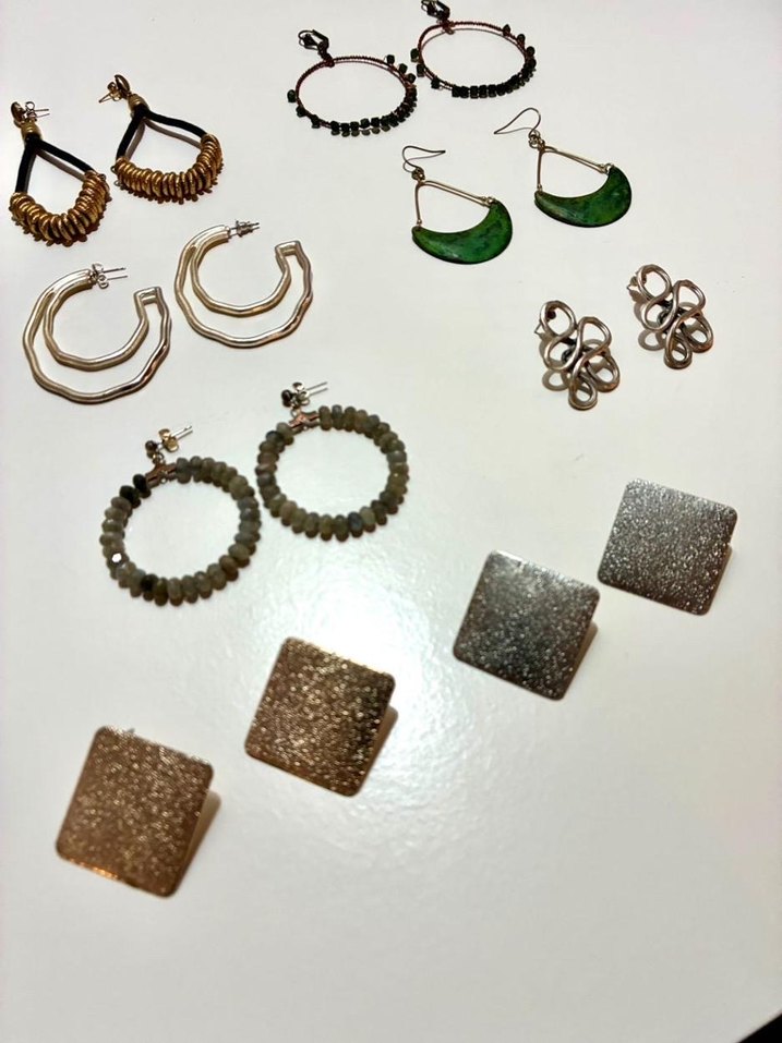 Küpe Seti - 11 adet küpeden oluşuyor - Görsel 2