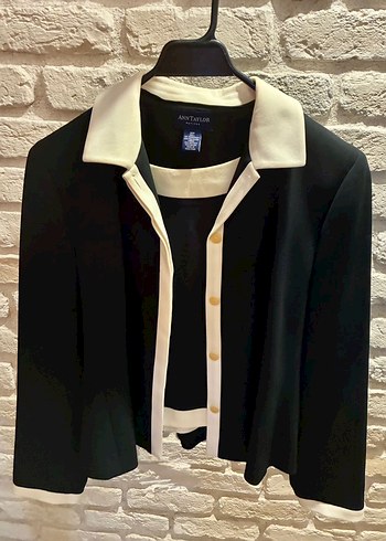 Ann Taylor 38