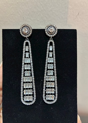 Kristal taşlı küpe - Görsel 3