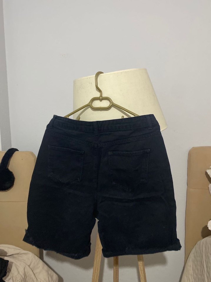 Siyah Kadın Bol Kesim Mini Kot Şort - Görsel 3