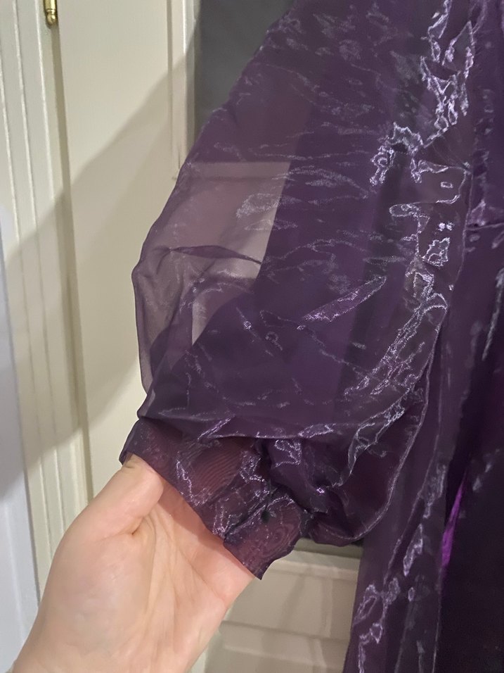Uzun Mor Gotik Kadın Abiye Elbise çok az bir yırtık var - Görsel 5