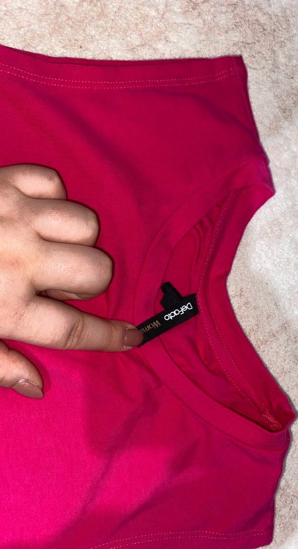 Pembe Kolsuz Dar Kesim Yelek - Görsel 3